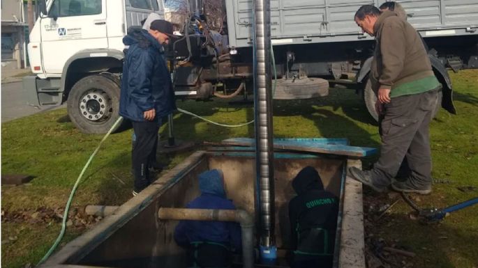 Con quejas por falta de agua la Comuna anunció que reemplazó una bomba en 58 y 47