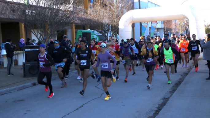 Maratón solidario por el hospital de San Cayetano terminó con buenas posiciones de corredores necochenses