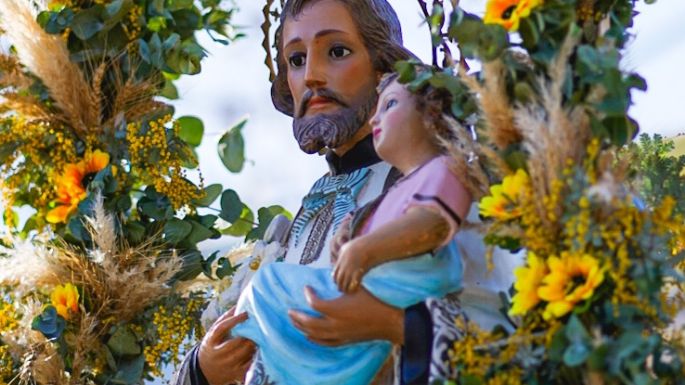 San Cayetano promueve la decoración de vidrieras para celebrar su santo patrono