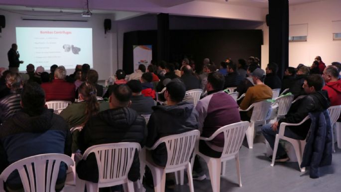 San Cayetano: 100 personas en un curso de aplicación de agroquímicos