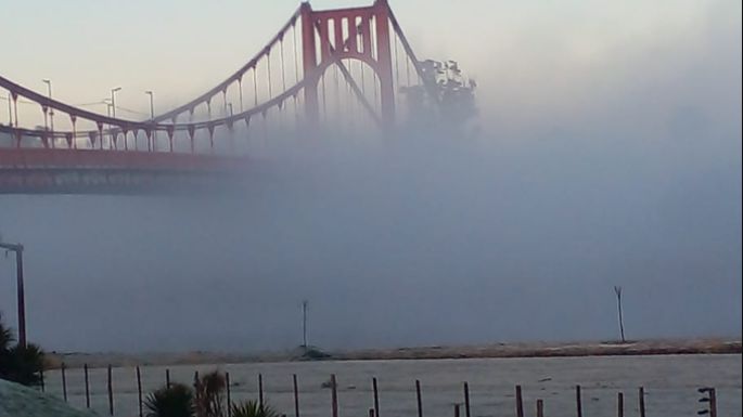 Necochea amaneció sobre un manto helado y niebla densa