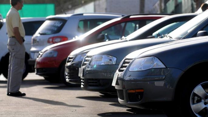 Redujeron impuestos en la compra-venta de autos