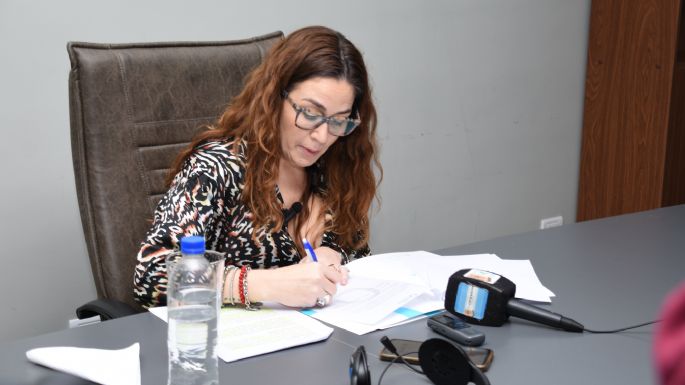 Jimena López anunció la prórroga de la concesión de Terminal Quequén para poder licitar