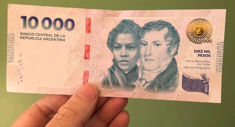 Alerta por la venta en redes sociales de billetes falsos “G5”, casi idénticos a los originales